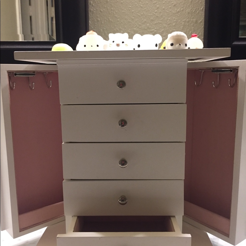 Jewelry box for girls 10x11.5